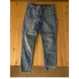 Old Navy Rockstar super high rise skinny jeans